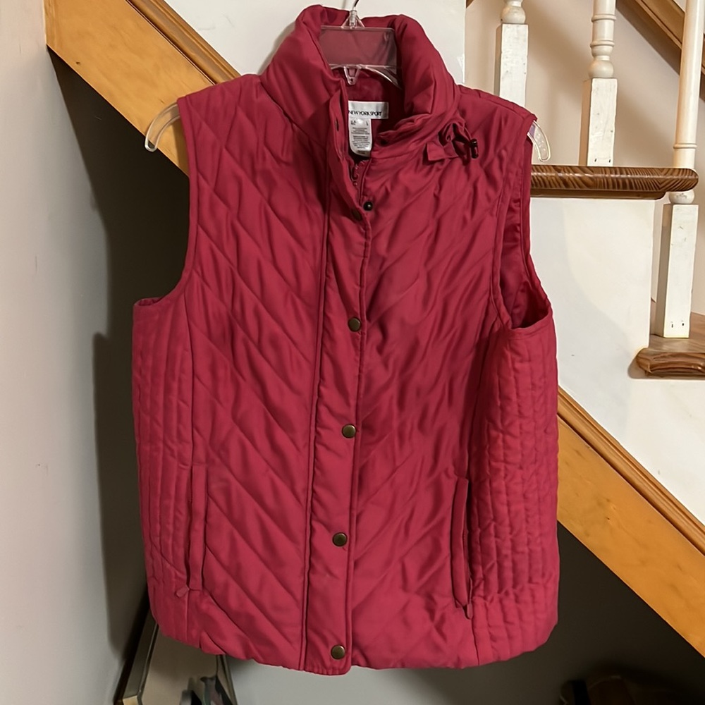 Jones New York Sport Vest - Picture 2 of 13